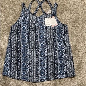 NWT Pink Rose Vintage blue and white tank.